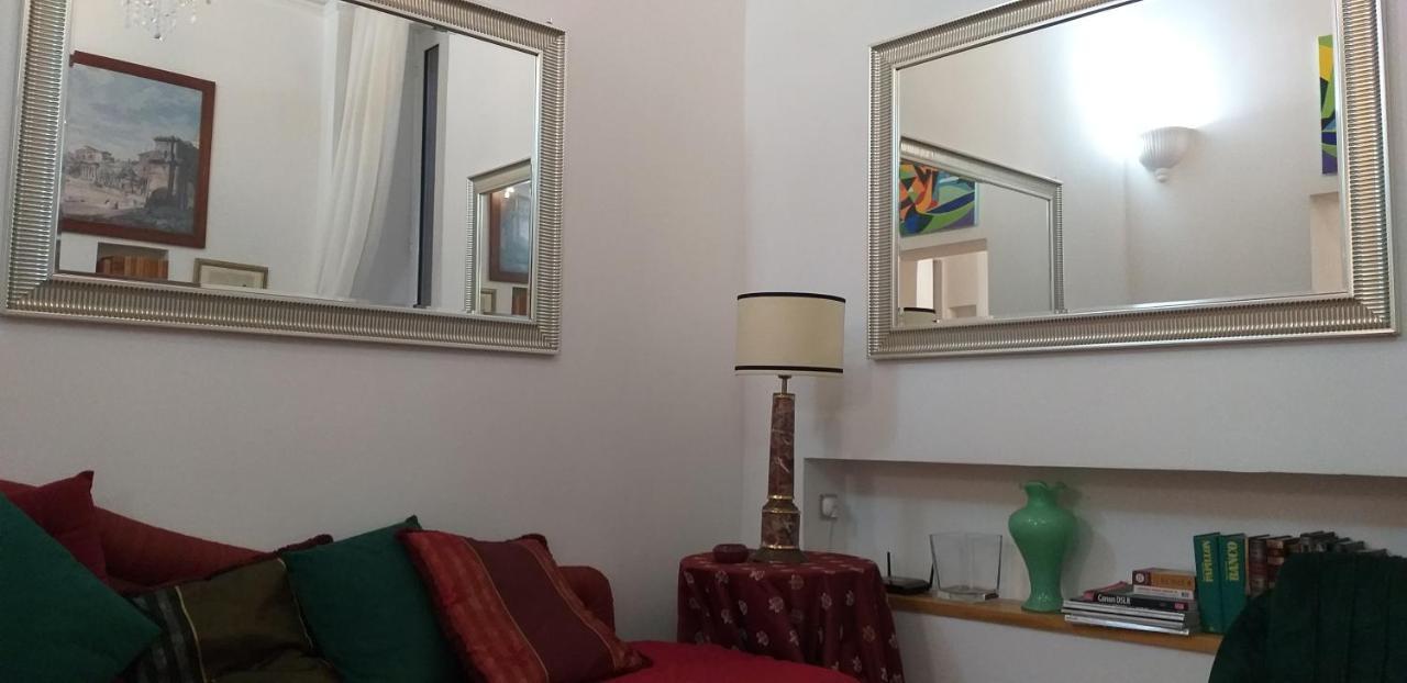 Cozy Navona Apartment โรม ภายนอก รูปภาพ