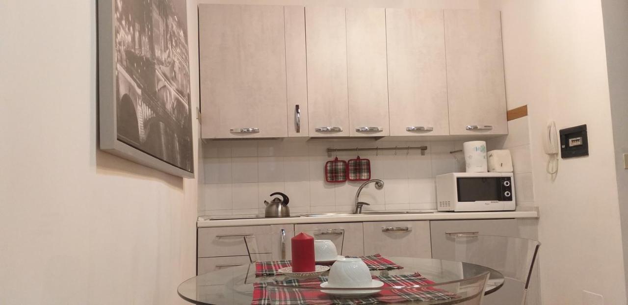 Cozy Navona Apartment โรม ภายนอก รูปภาพ