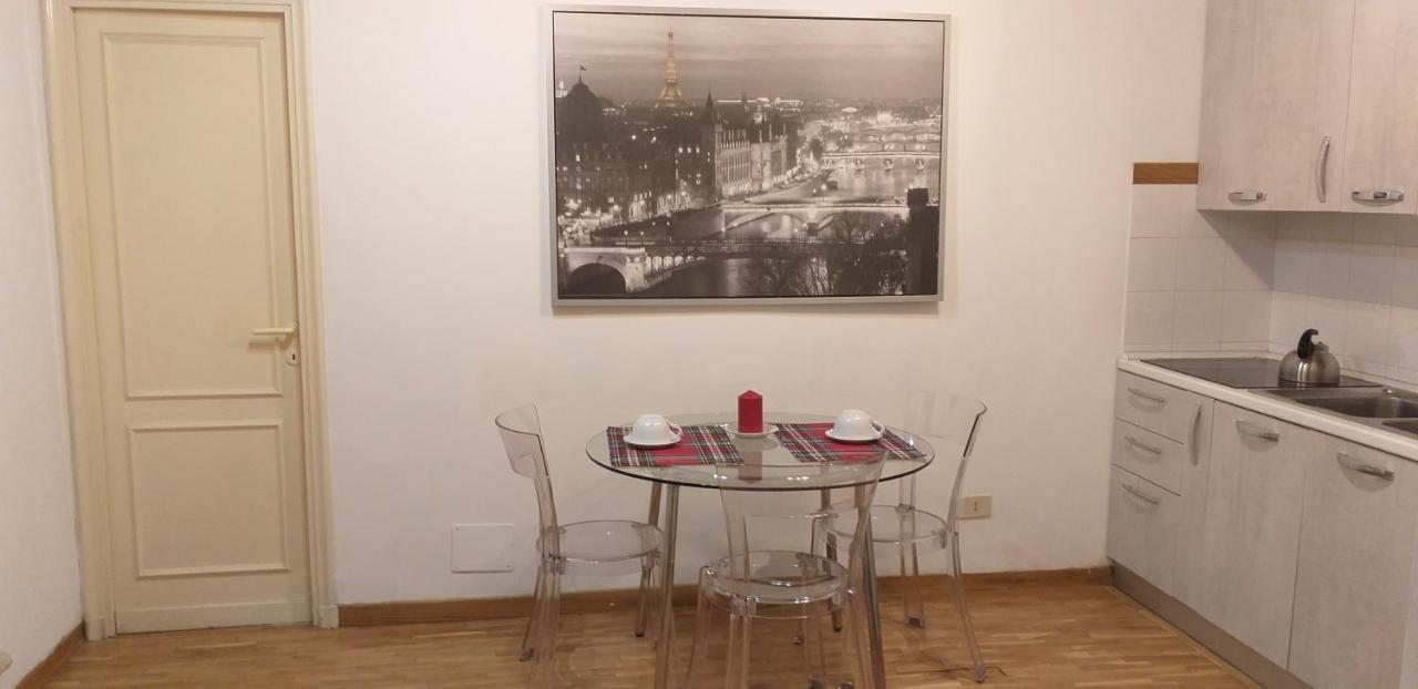 Cozy Navona Apartment โรม ภายนอก รูปภาพ